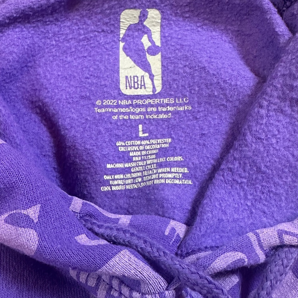 Los Angeles Lakers Purple All Over Logo Pullover Hoodie Sweatshirt Size L EUC - Picture 5 of 8